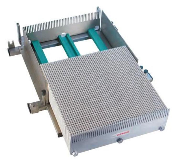 minic5aea06f-ecff-47fa-8a89-58c9615e62c7